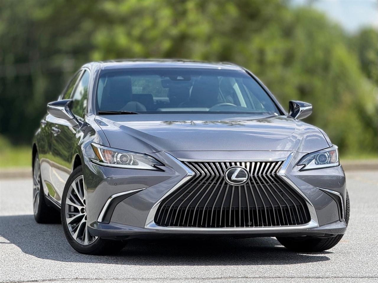 Lexus ES  2019