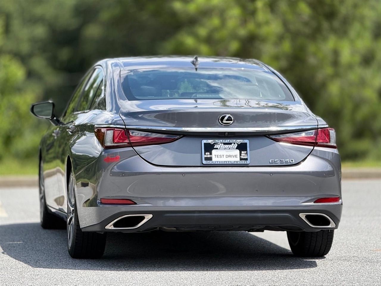 Lexus ES  2019