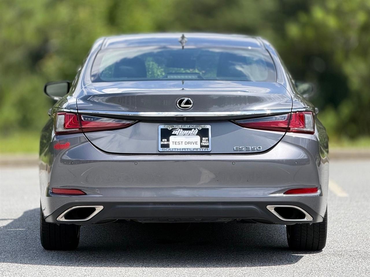 Lexus ES  2019