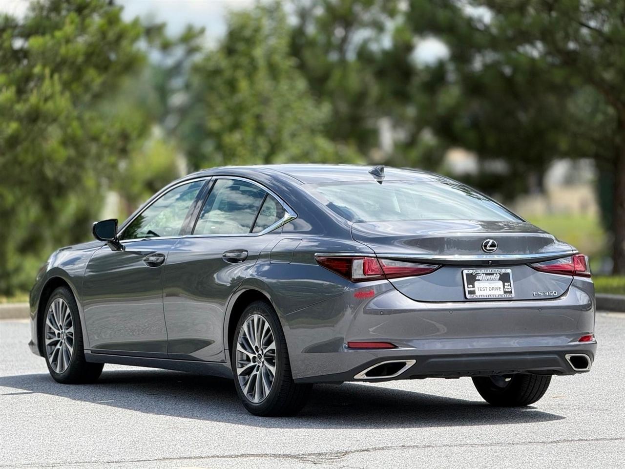 Lexus ES  2019