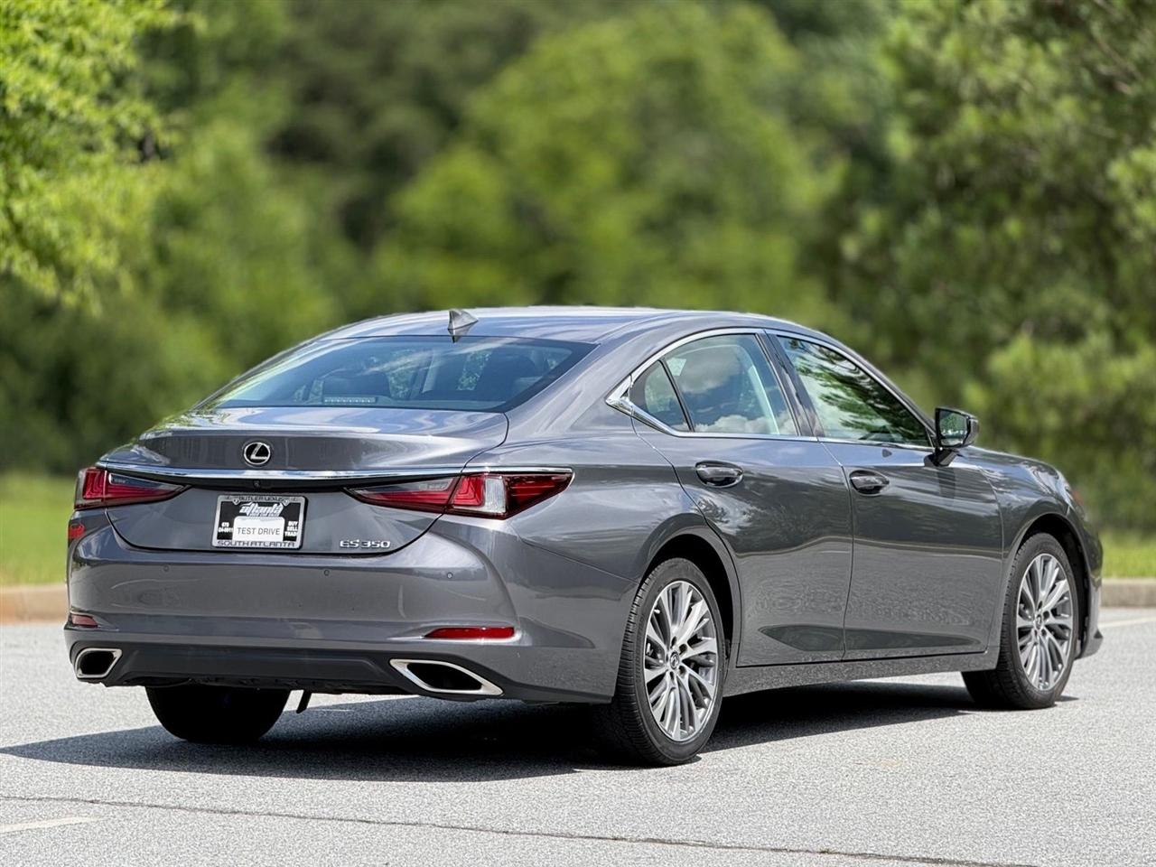Lexus ES  2019