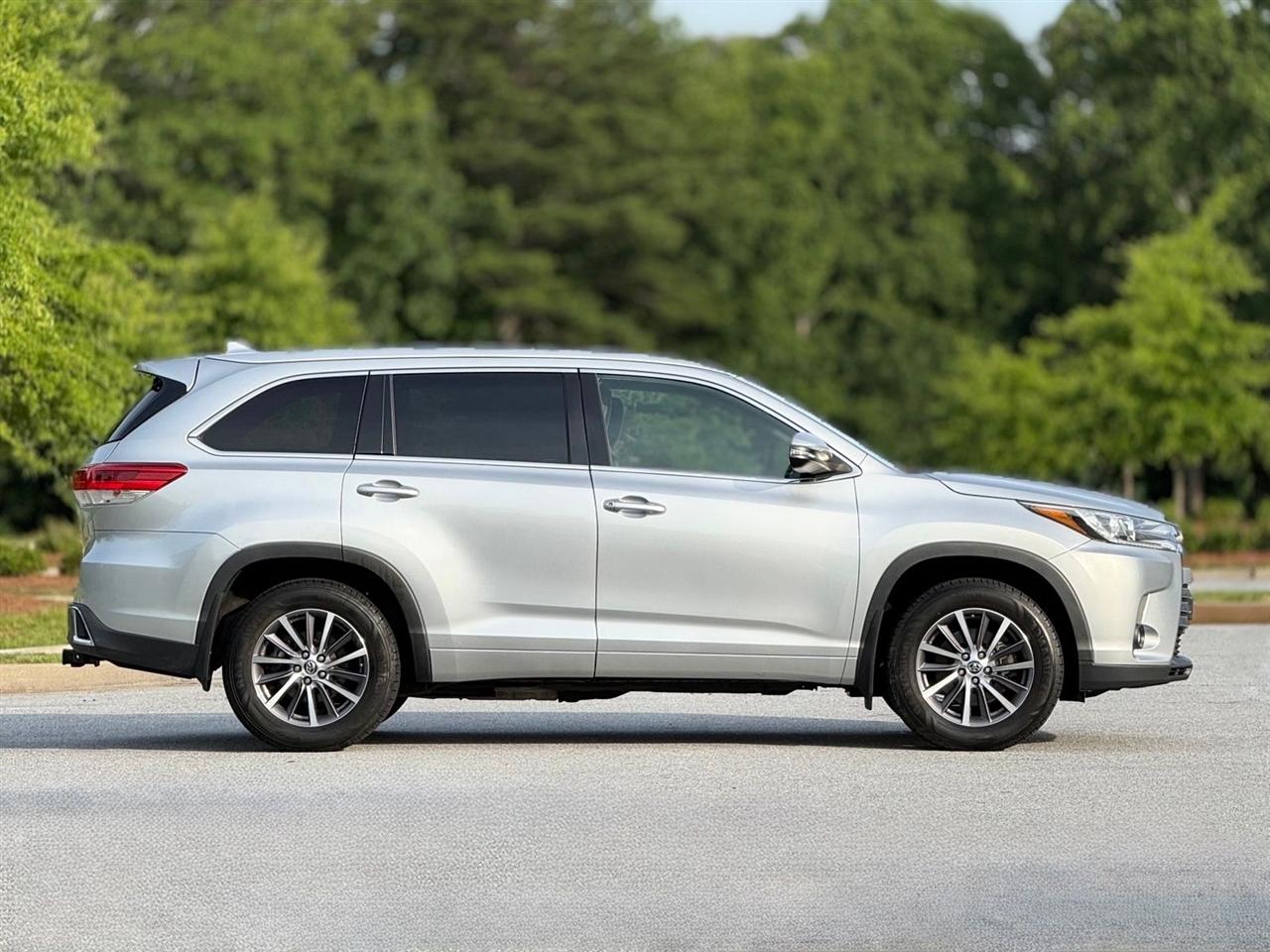 Toyota Highlander  2018