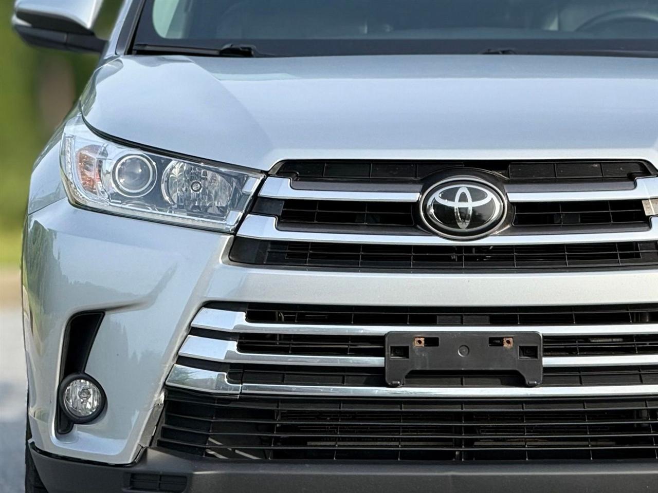 Toyota Highlander  2018