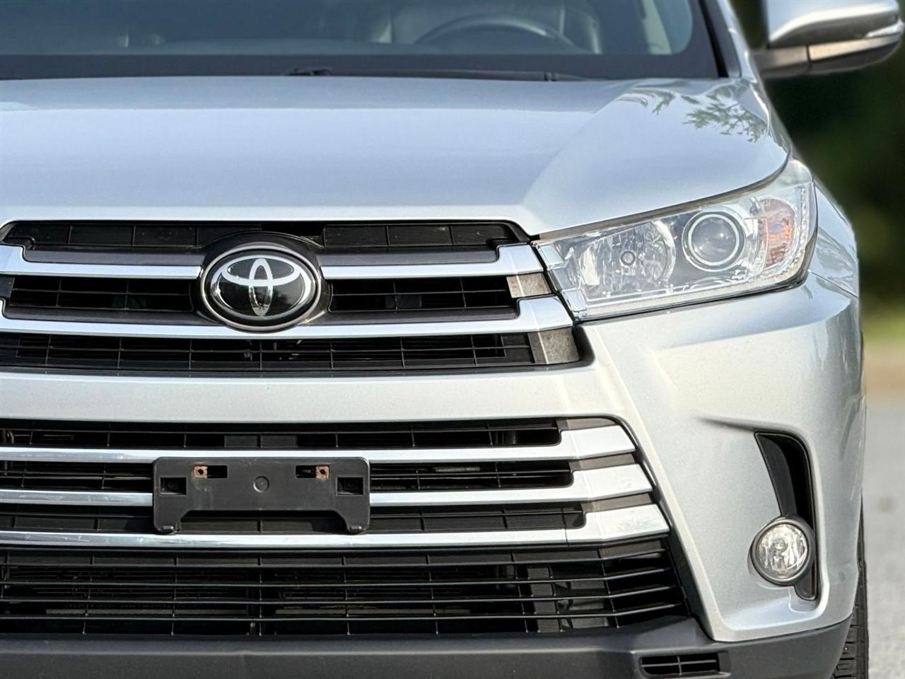 Toyota Highlander  2018