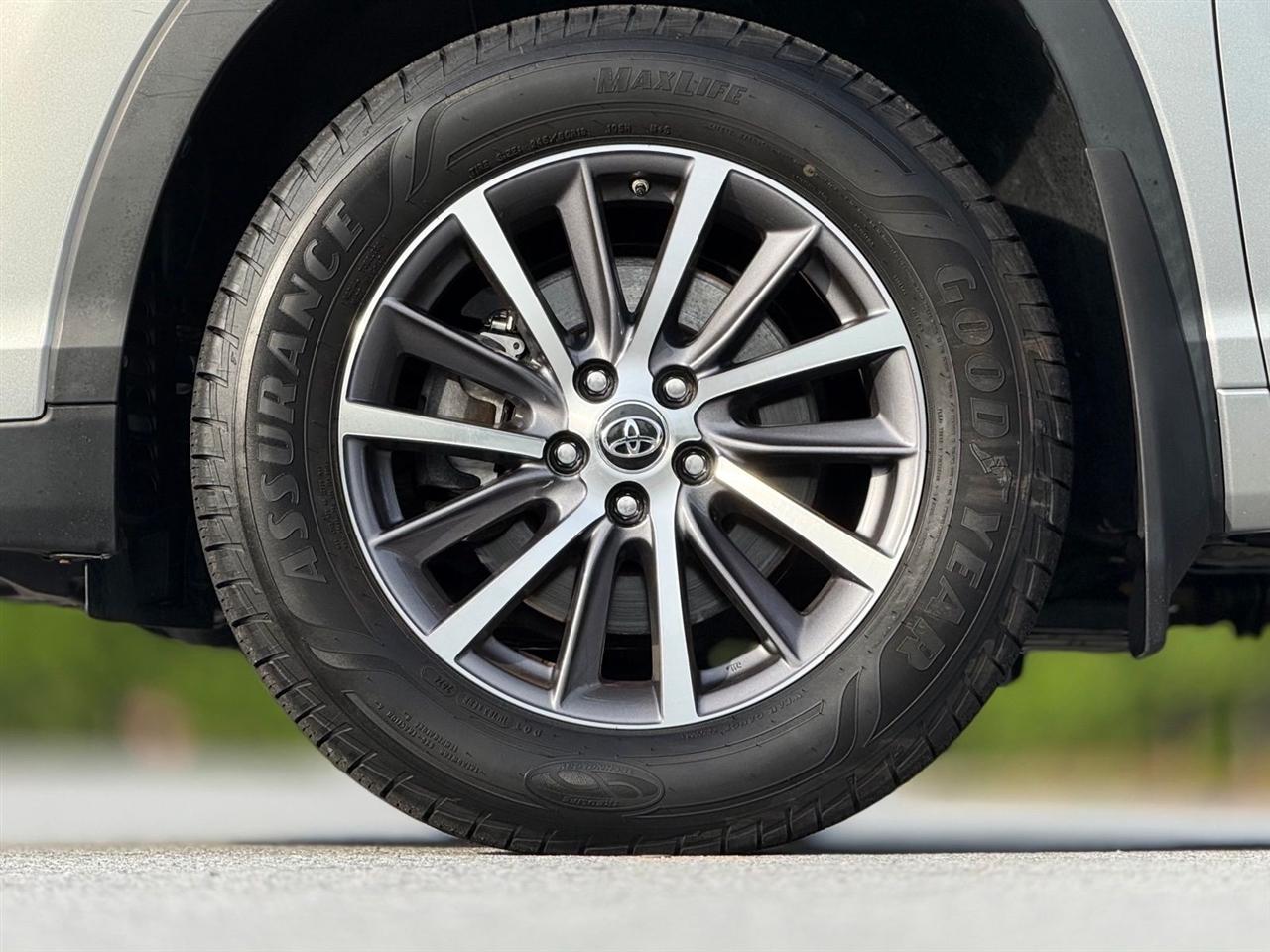 Toyota Highlander  2018