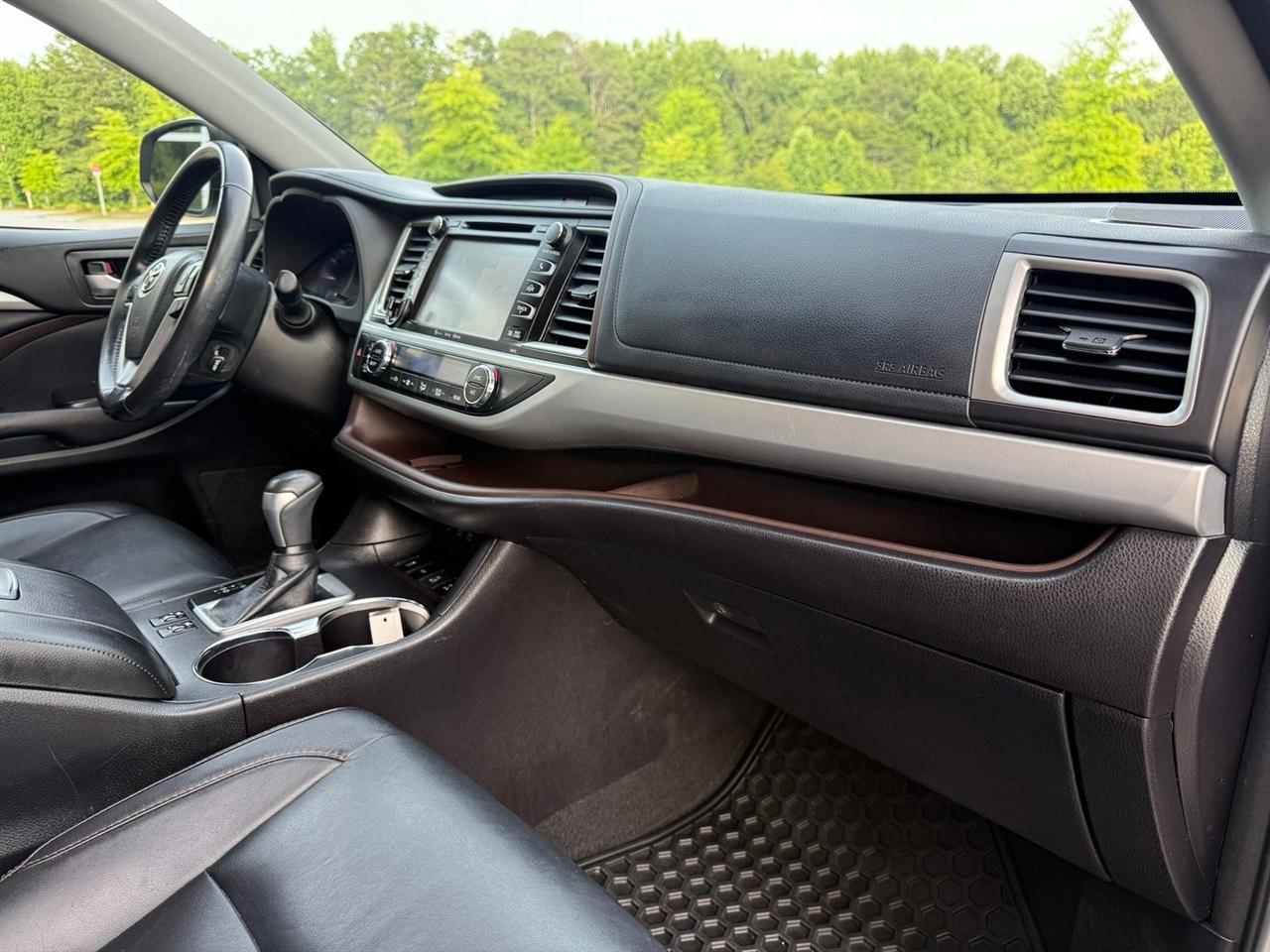 Toyota Highlander  2018