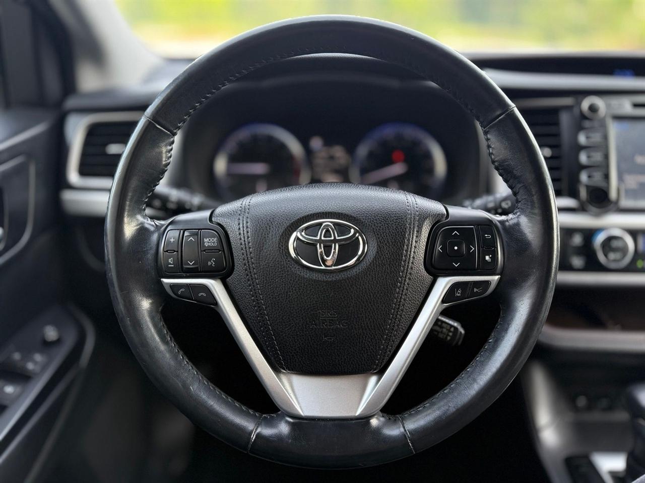 Toyota Highlander  2018