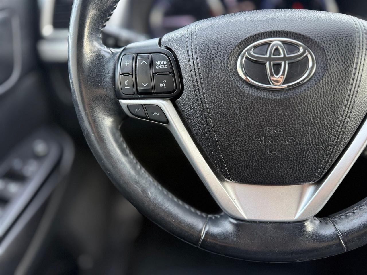 Toyota Highlander  2018
