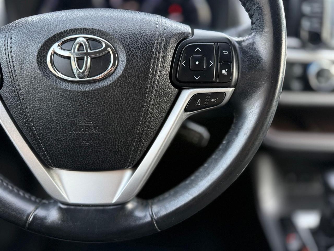 Toyota Highlander  2018
