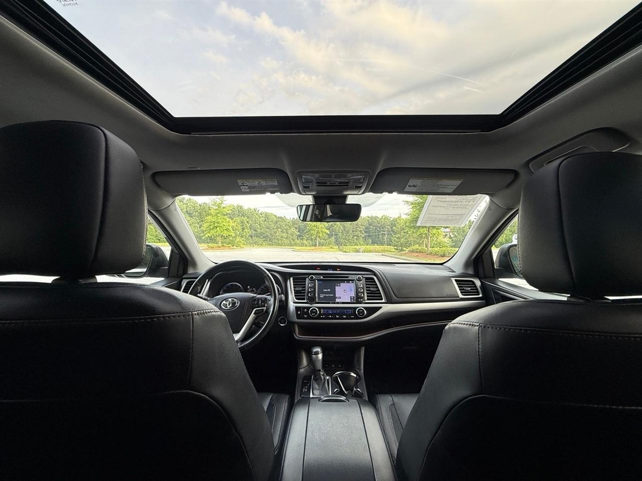 Toyota Highlander  2018