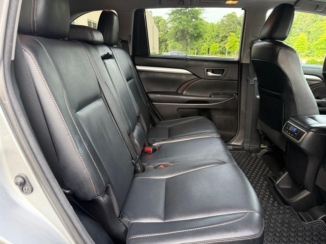 Toyota Highlander  2018