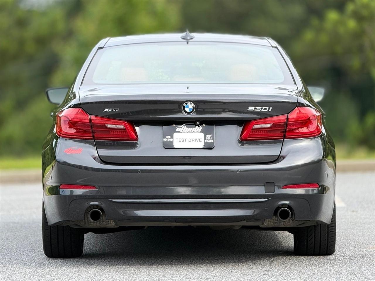 BMW 5 Series  2019
