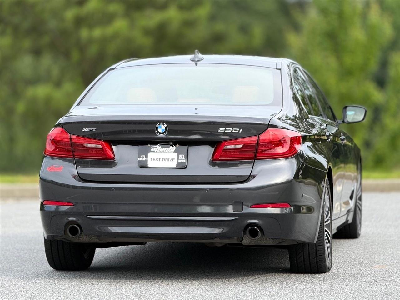 BMW 5 Series  2019