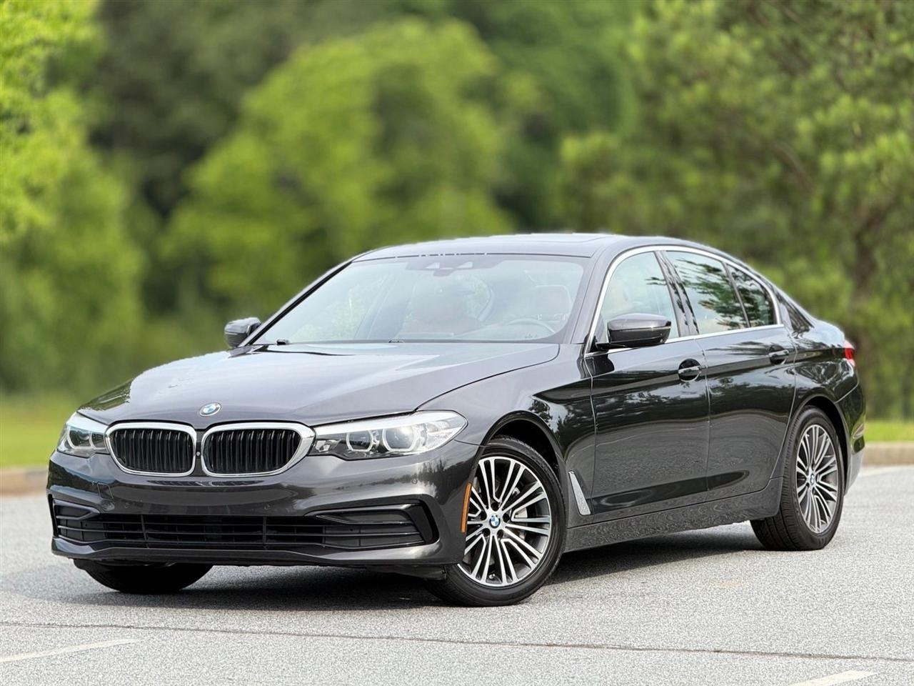 BMW 5 Series  2019