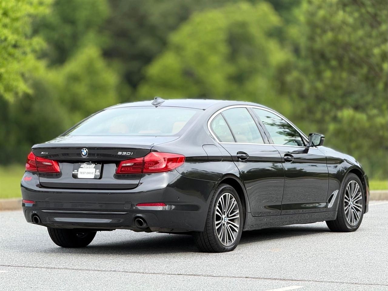 BMW 5 Series  2019