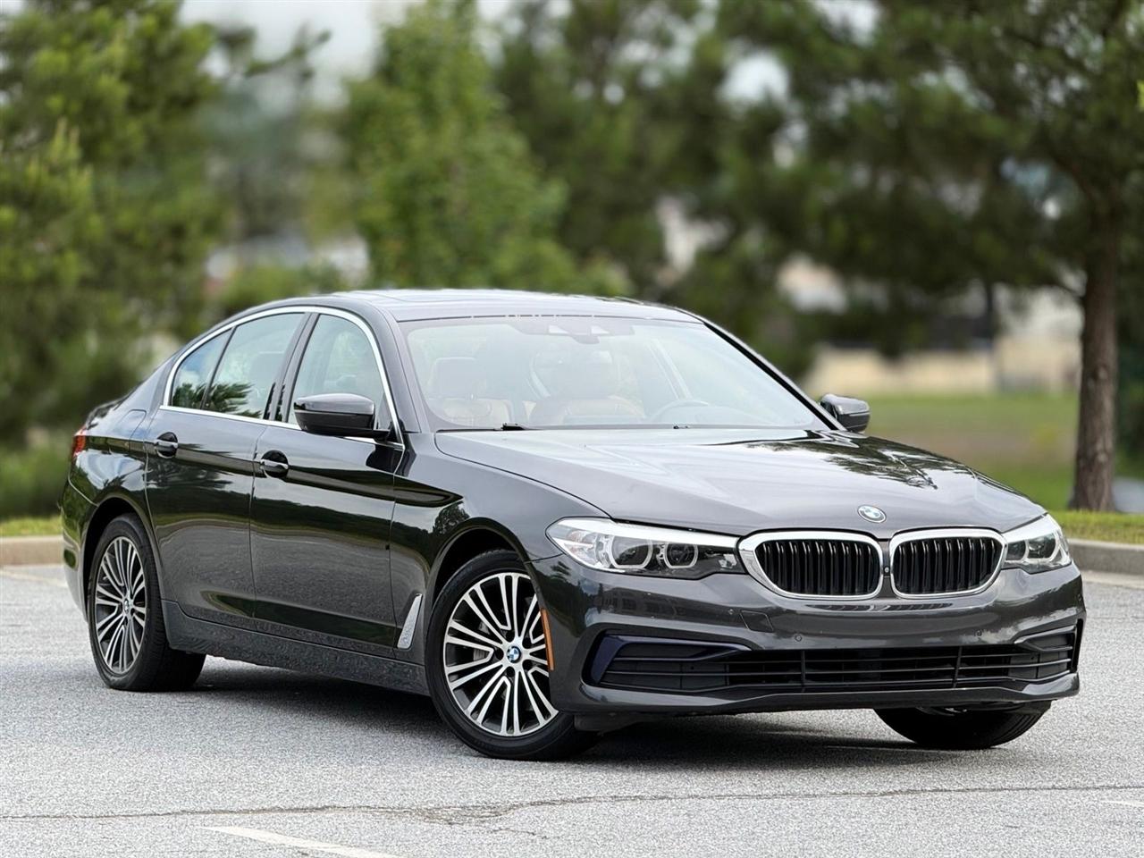 BMW 5 Series  2019