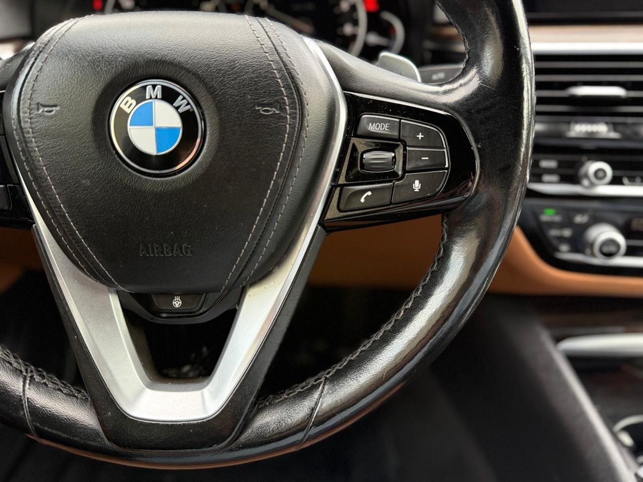 BMW 5 Series  2019