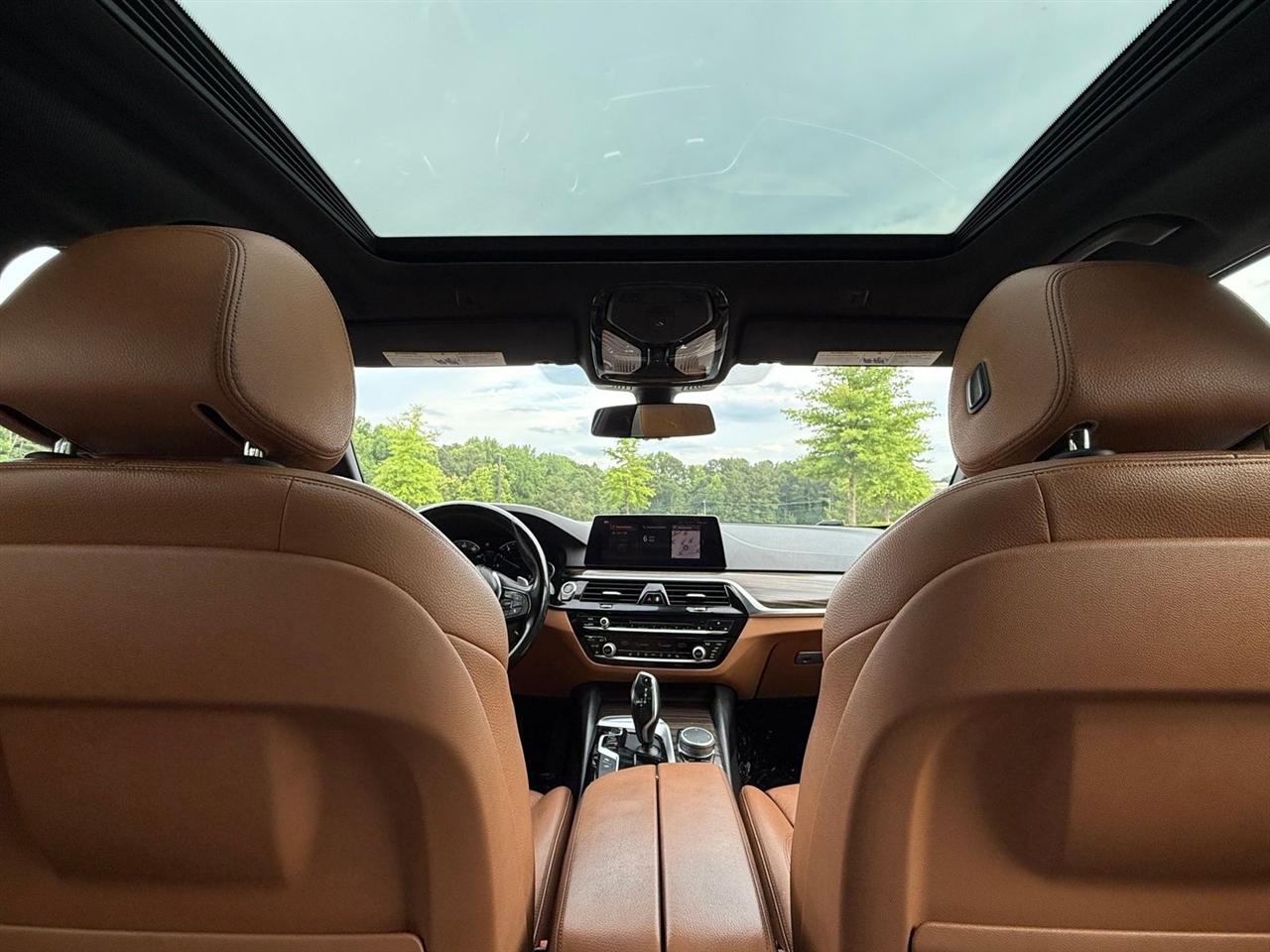 BMW 5 Series  2019