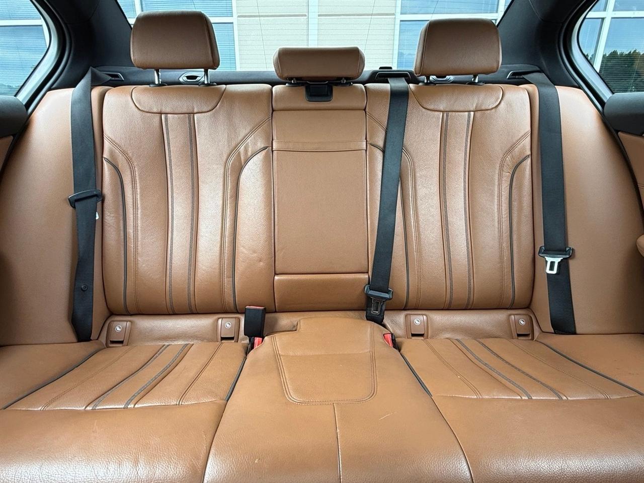 BMW 5 Series  2019