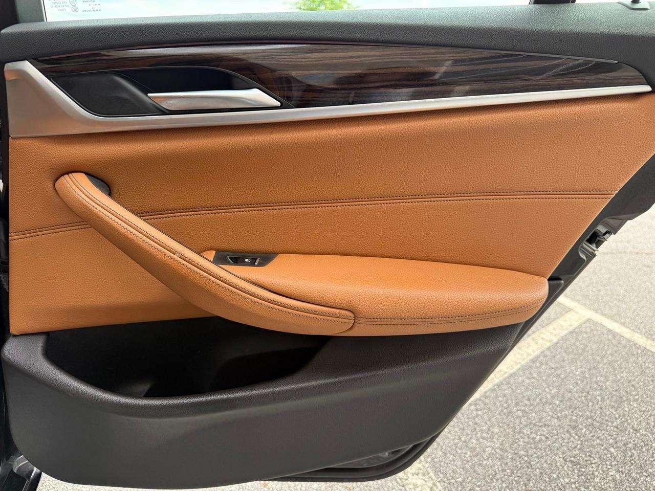 BMW 5 Series  2019