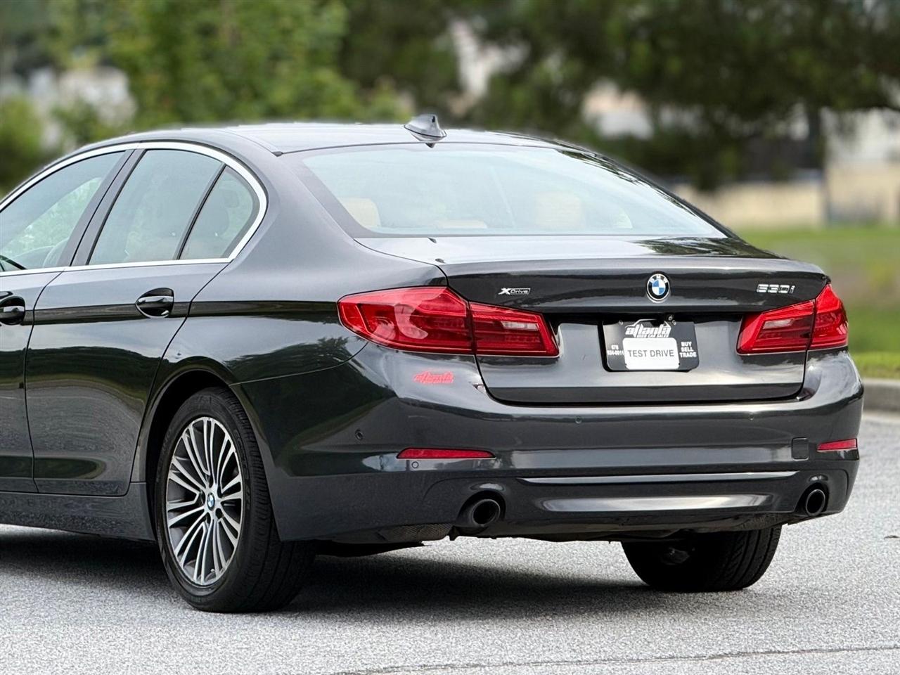 BMW 5 Series  2019