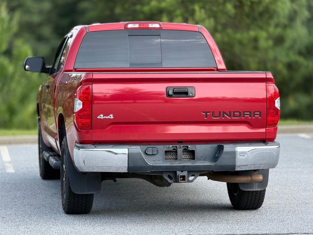 Toyota Tundra 4WD  2017