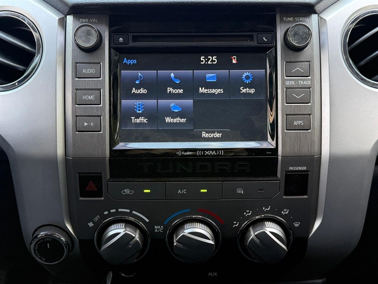 Toyota Tundra 4WD  2017
