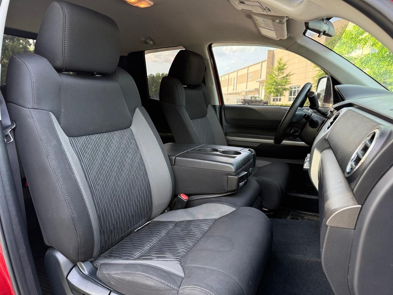 Toyota Tundra 4WD  2017