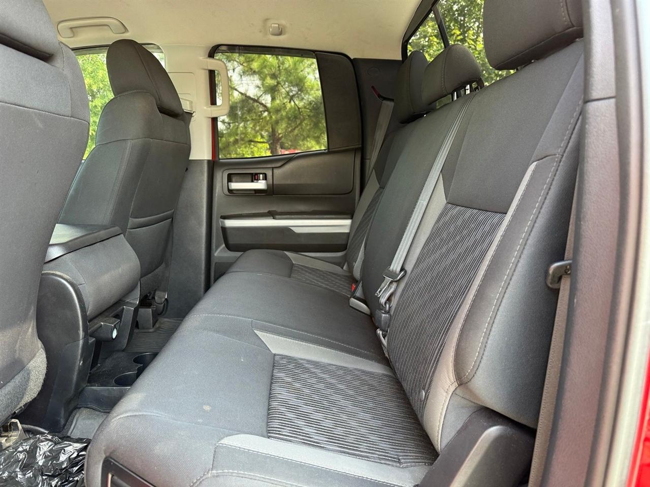 Toyota Tundra 4WD  2017