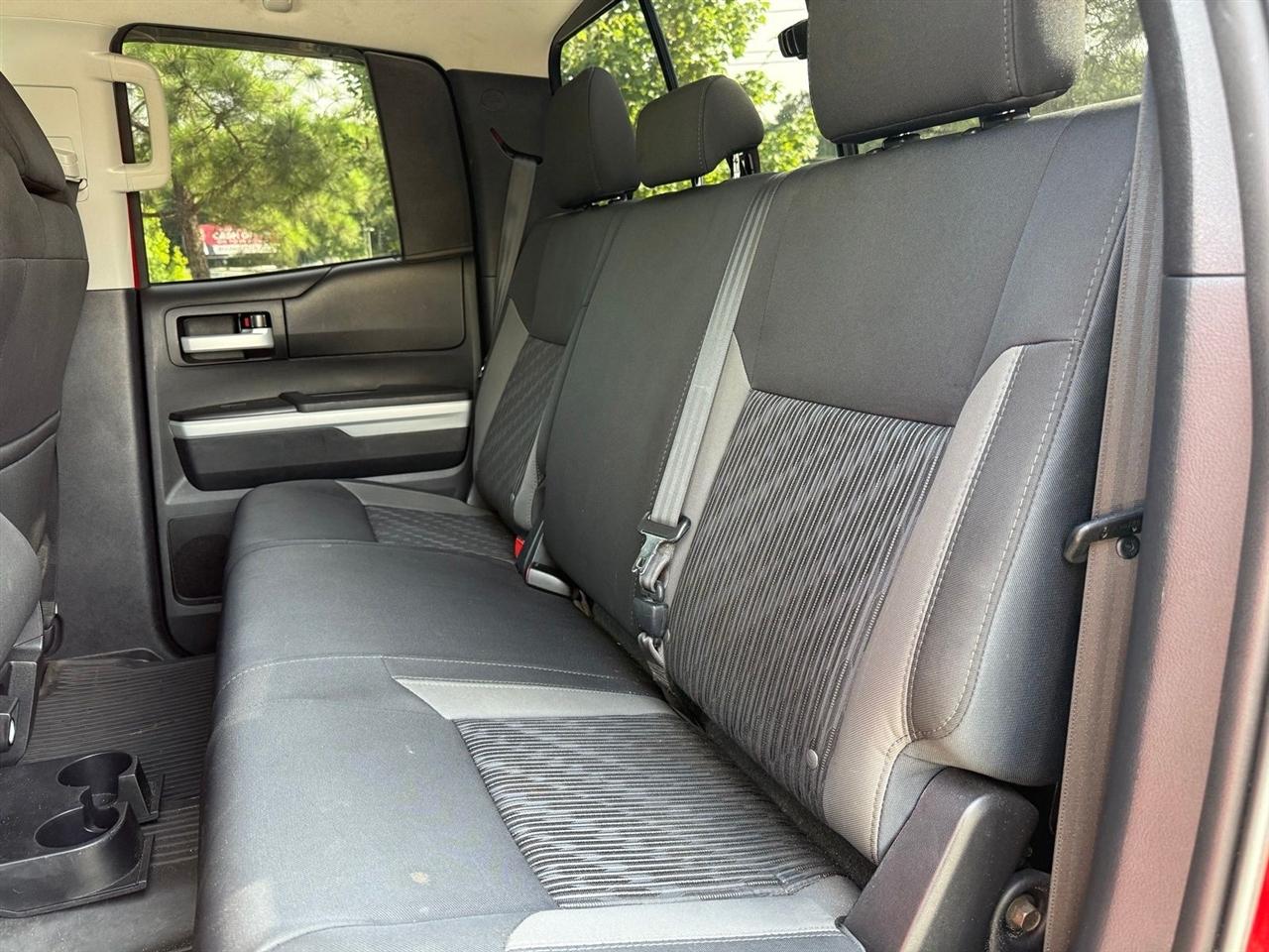 Toyota Tundra 4WD  2017