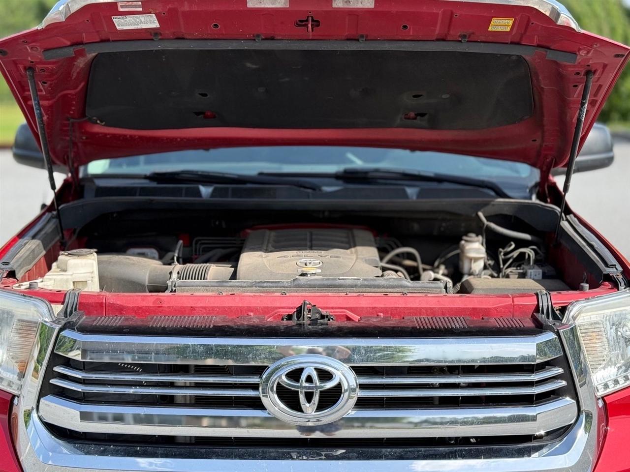 Toyota Tundra 4WD  2017