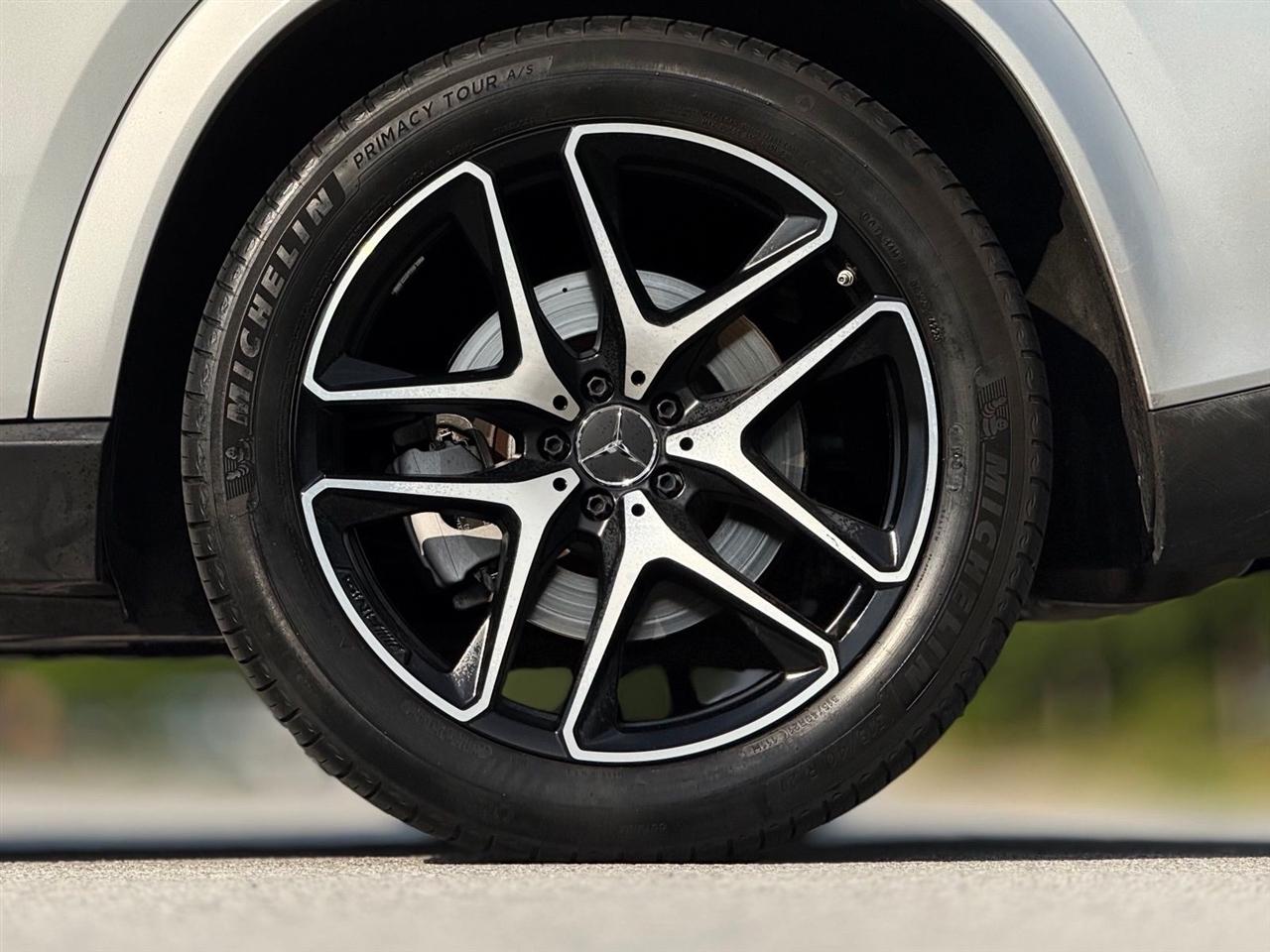 Mercedes-Benz GLE  2021