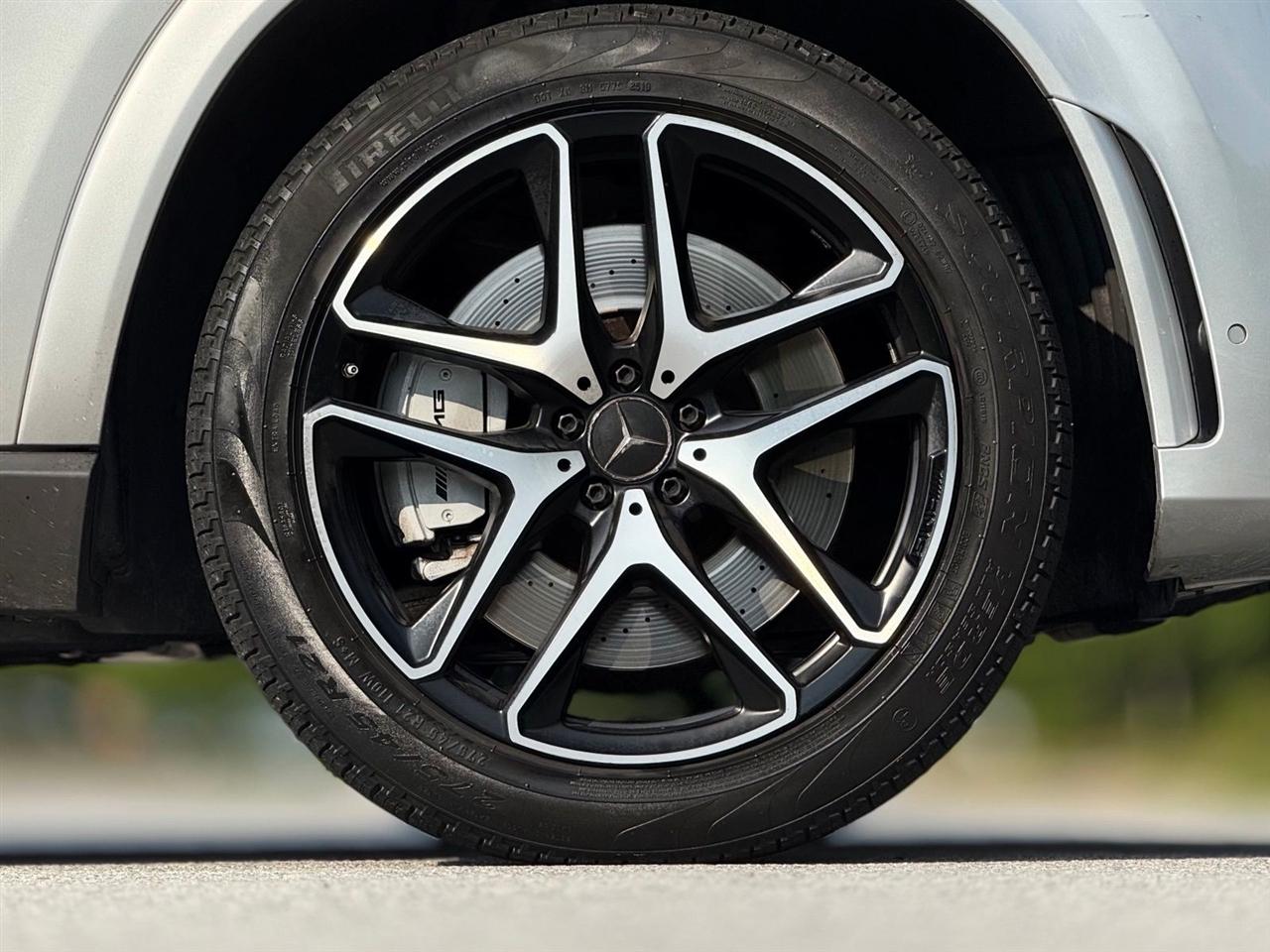 Mercedes-Benz GLE  2021