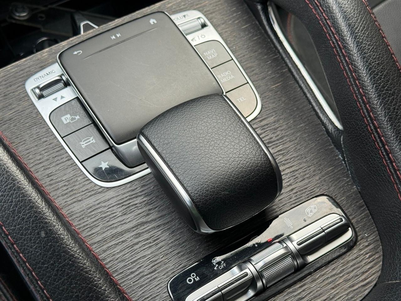 Mercedes-Benz GLE  2021