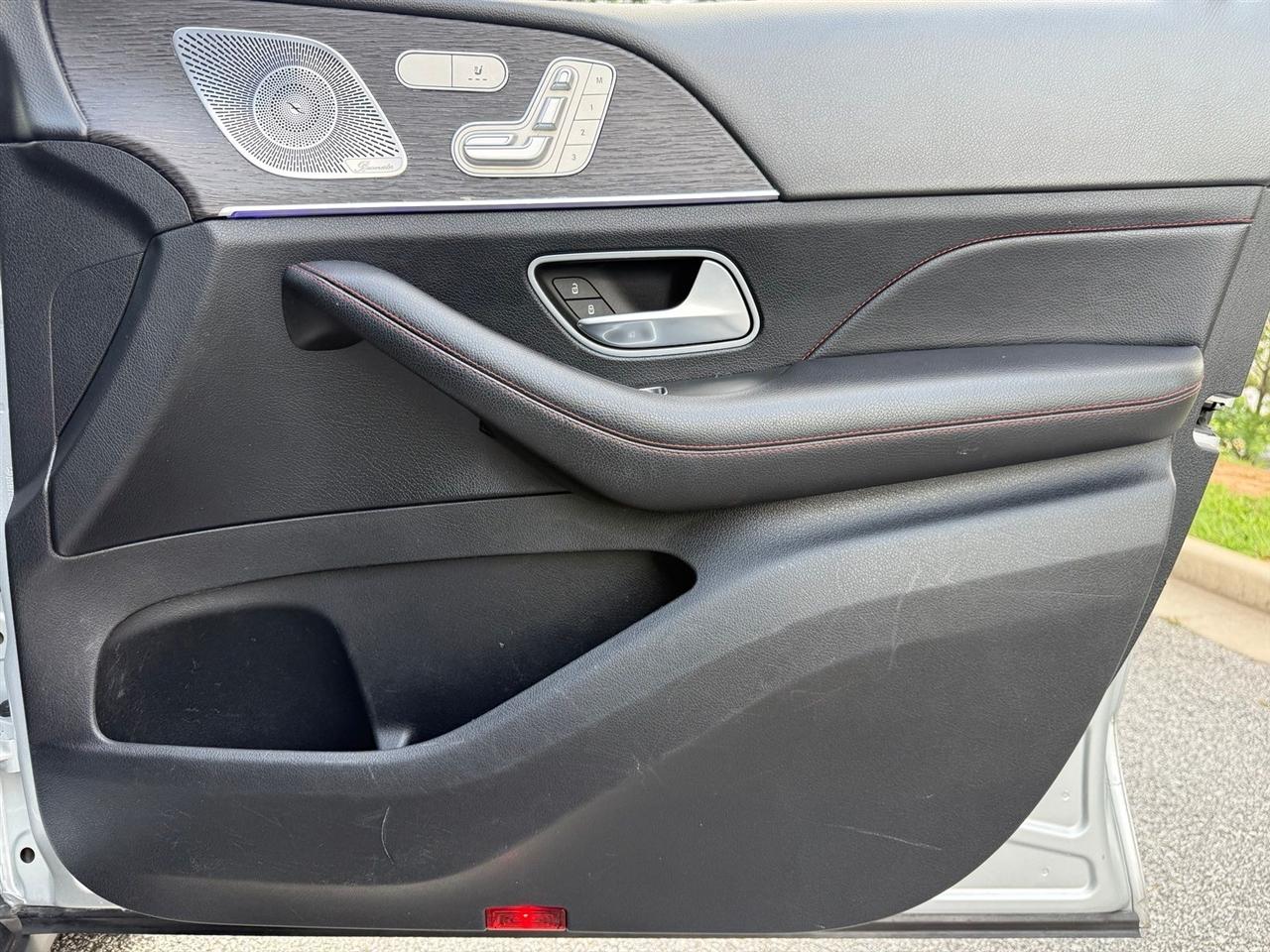 Mercedes-Benz GLE  2021