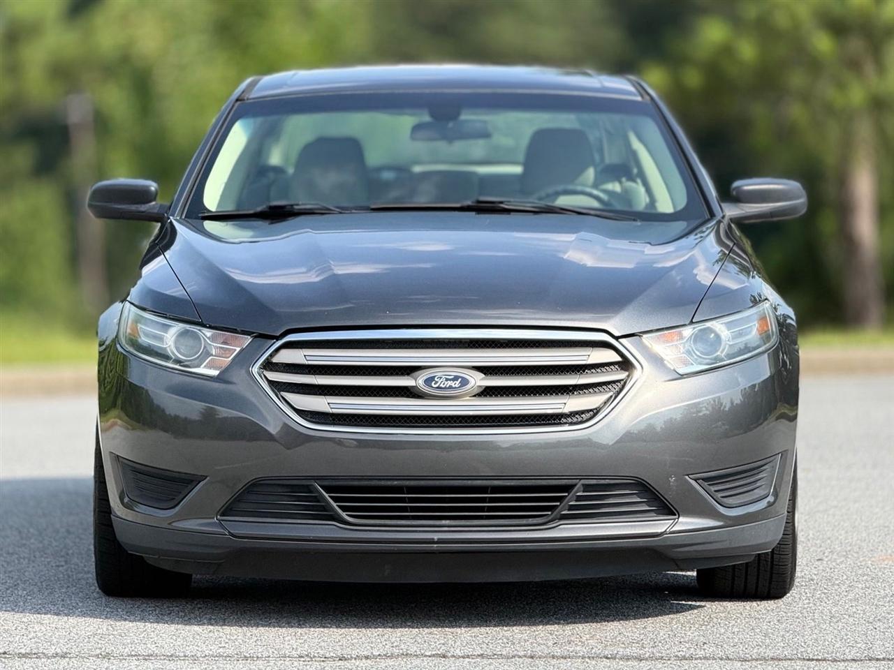 Ford Taurus  2016