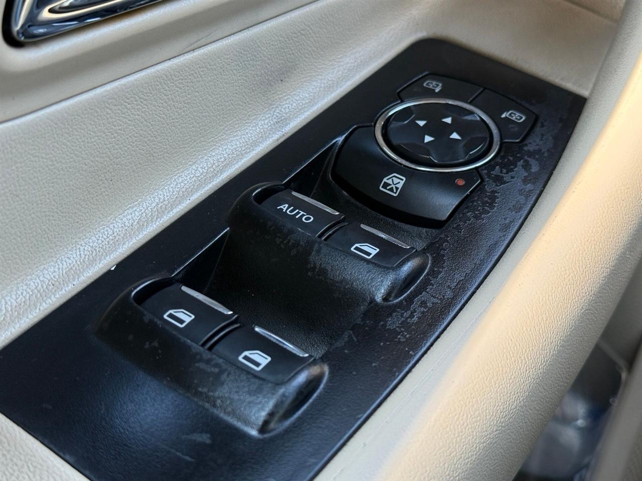 Ford Taurus  2016