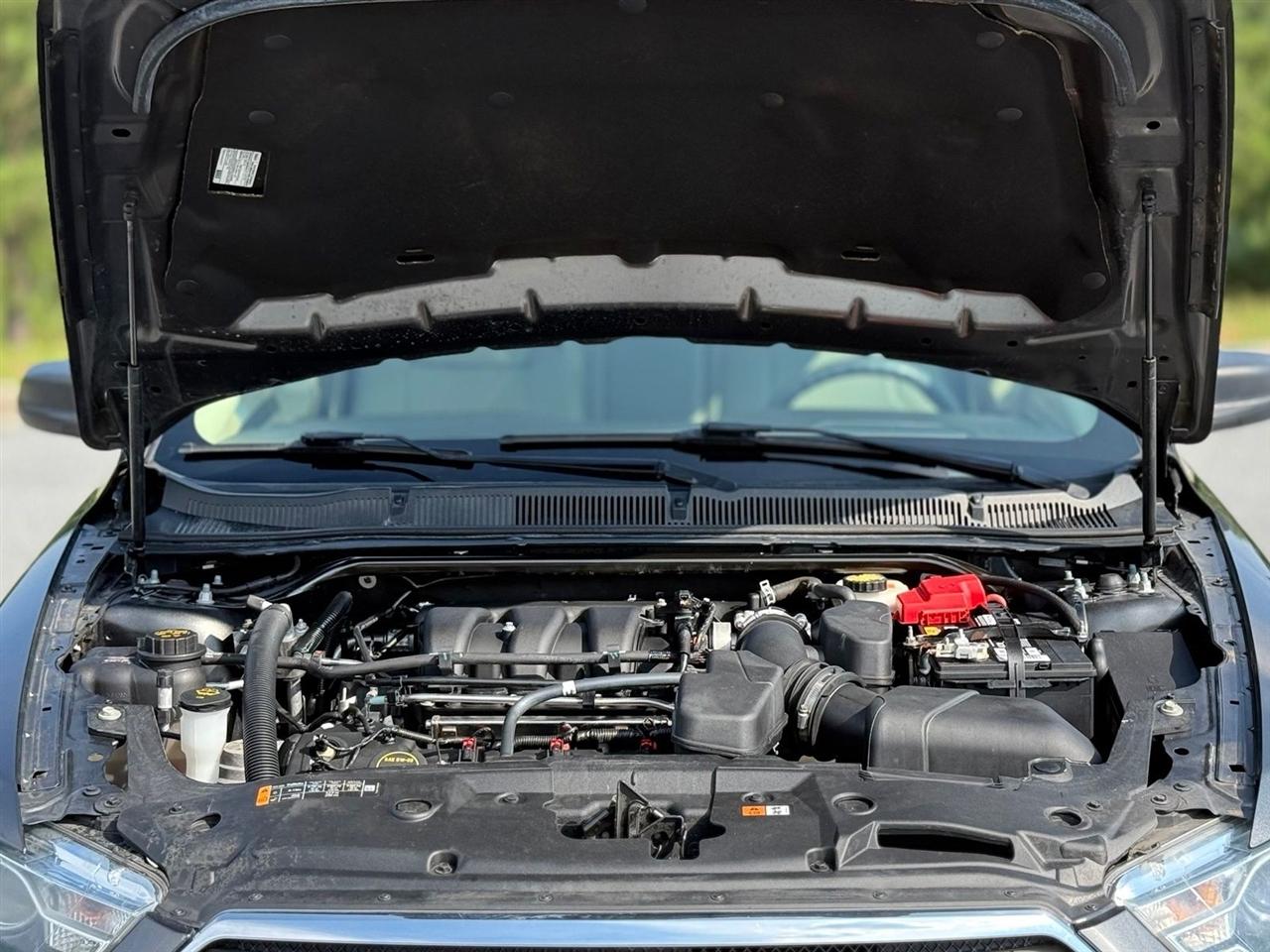 Ford Taurus  2016