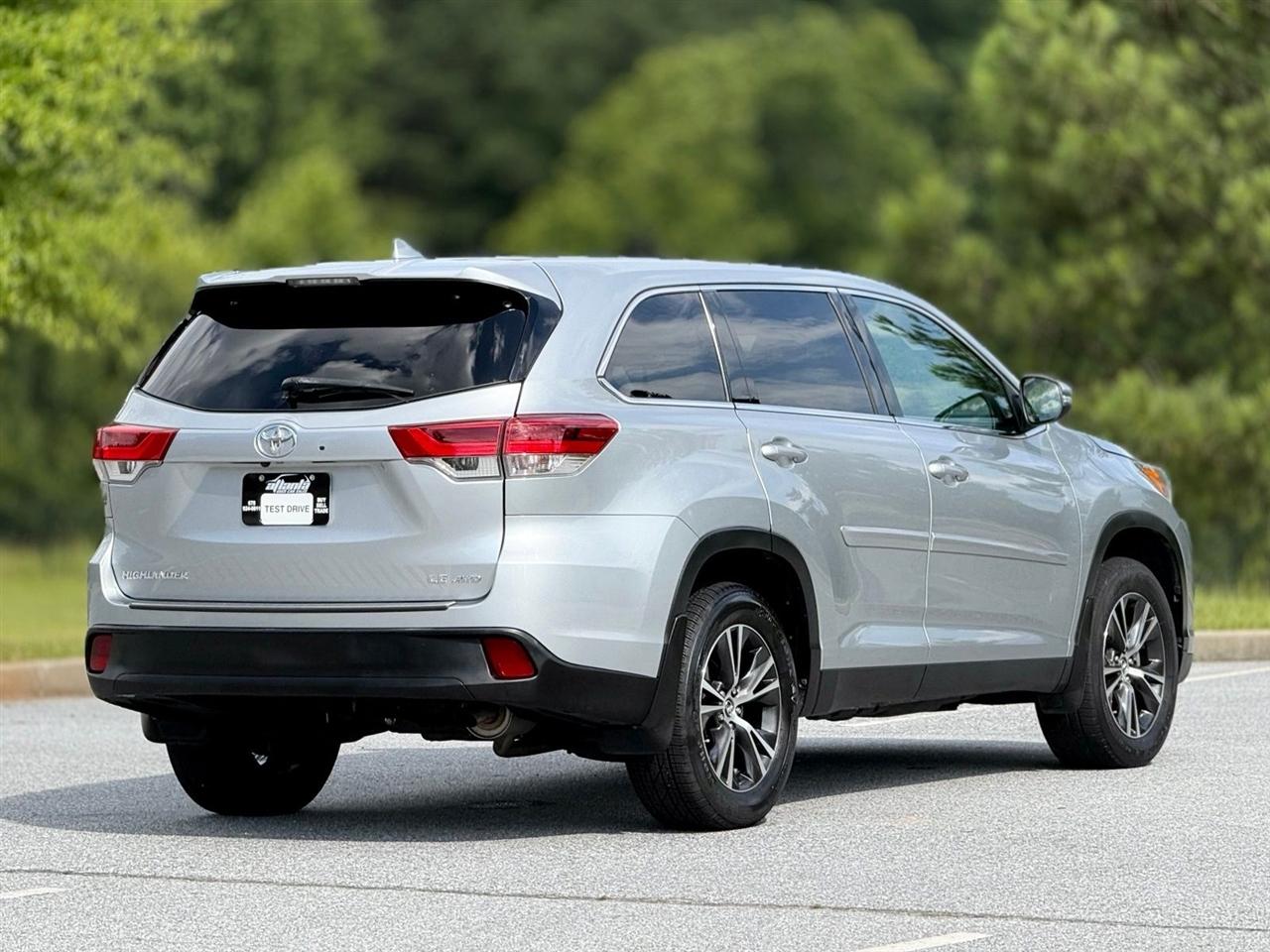 Toyota Highlander  2019