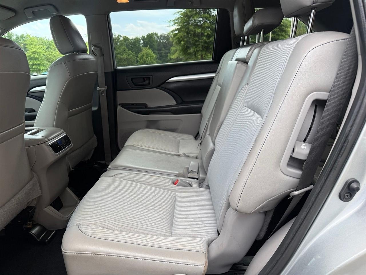 Toyota Highlander  2019