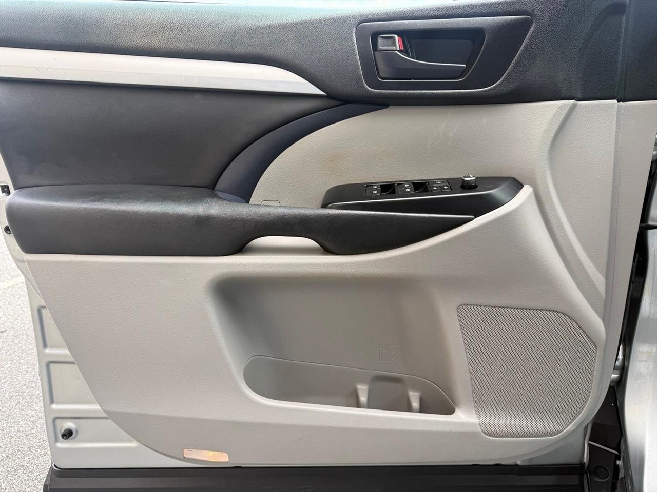 Toyota Highlander  2019