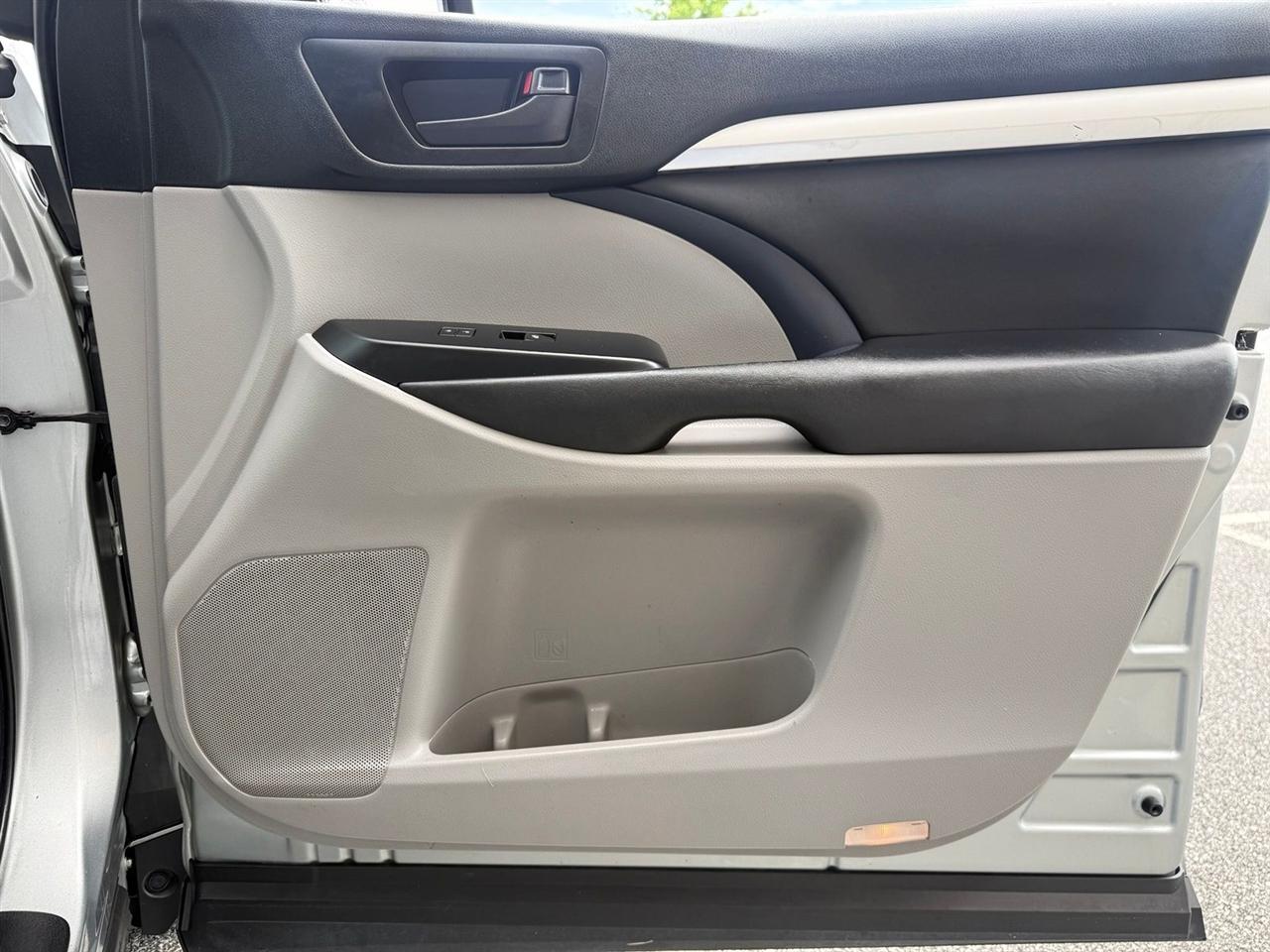Toyota Highlander  2019