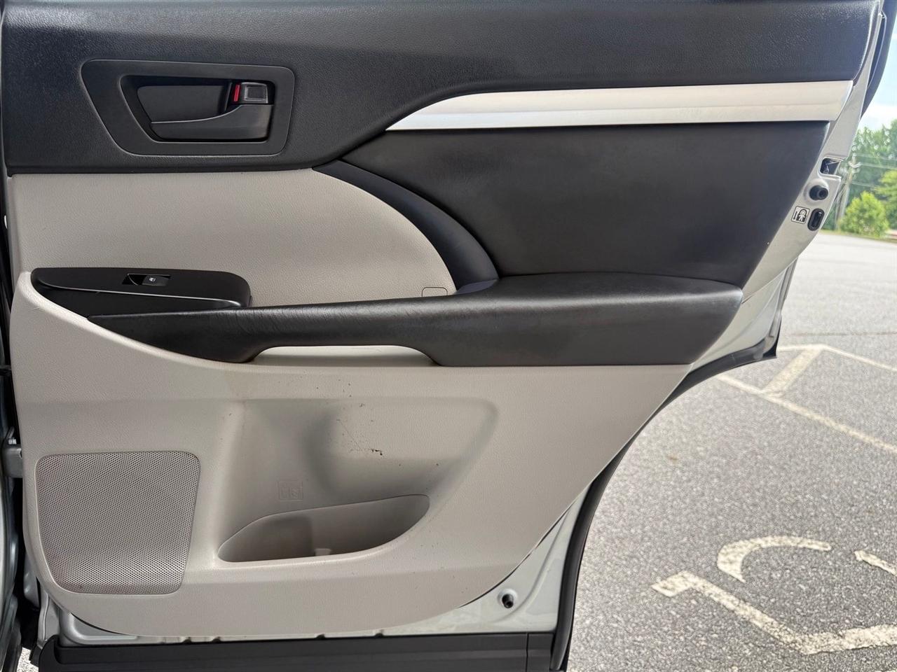 Toyota Highlander  2019