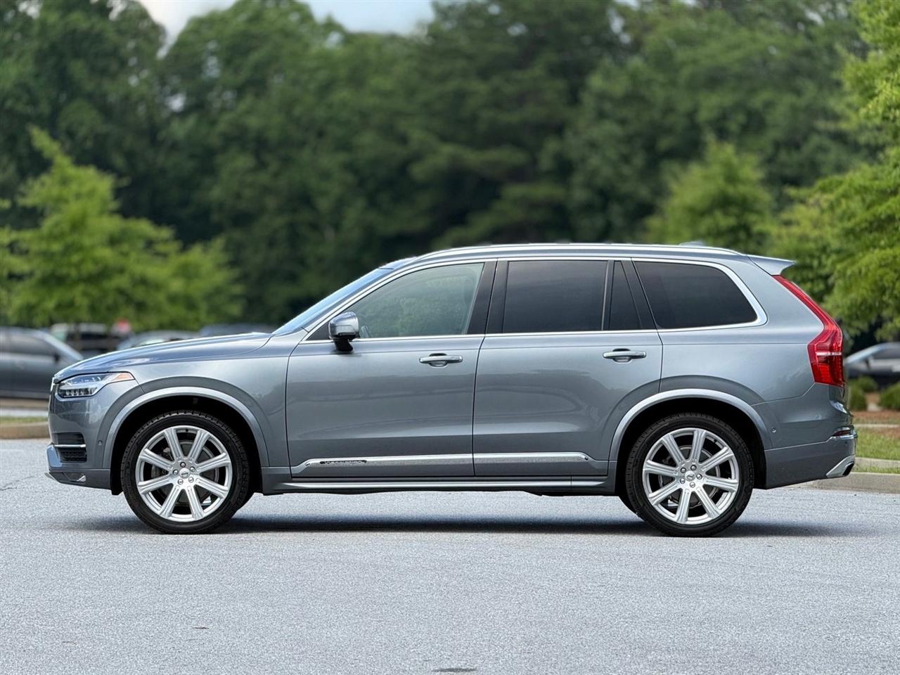 Volvo XC90  2019