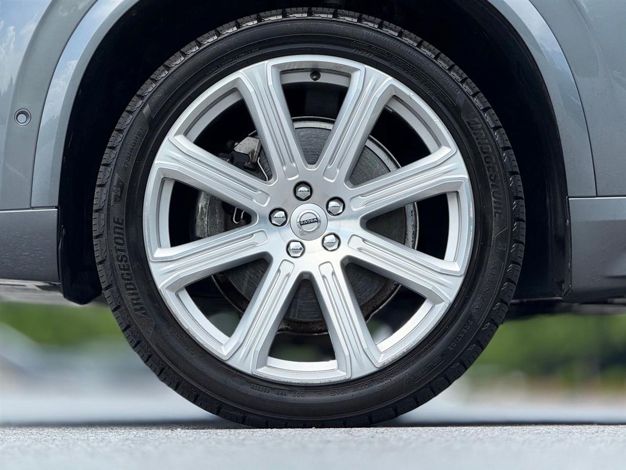 Volvo XC90  2019