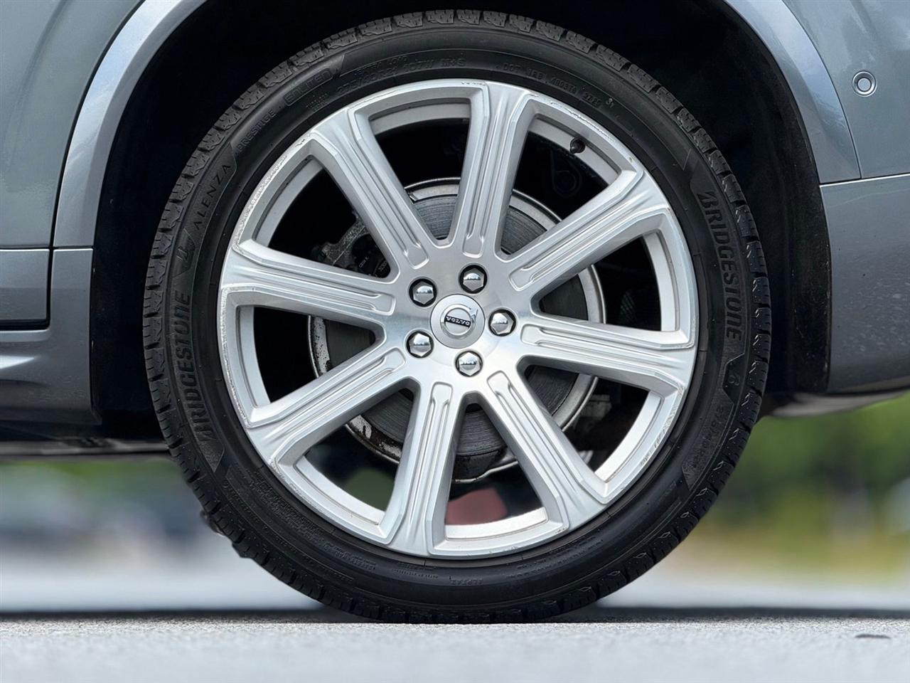 Volvo XC90  2019