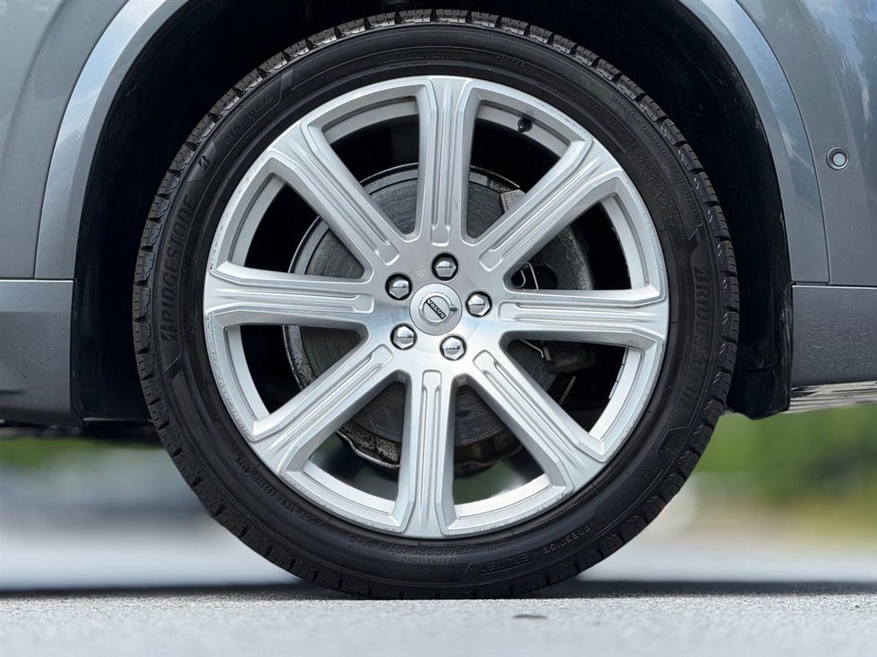 Volvo XC90  2019