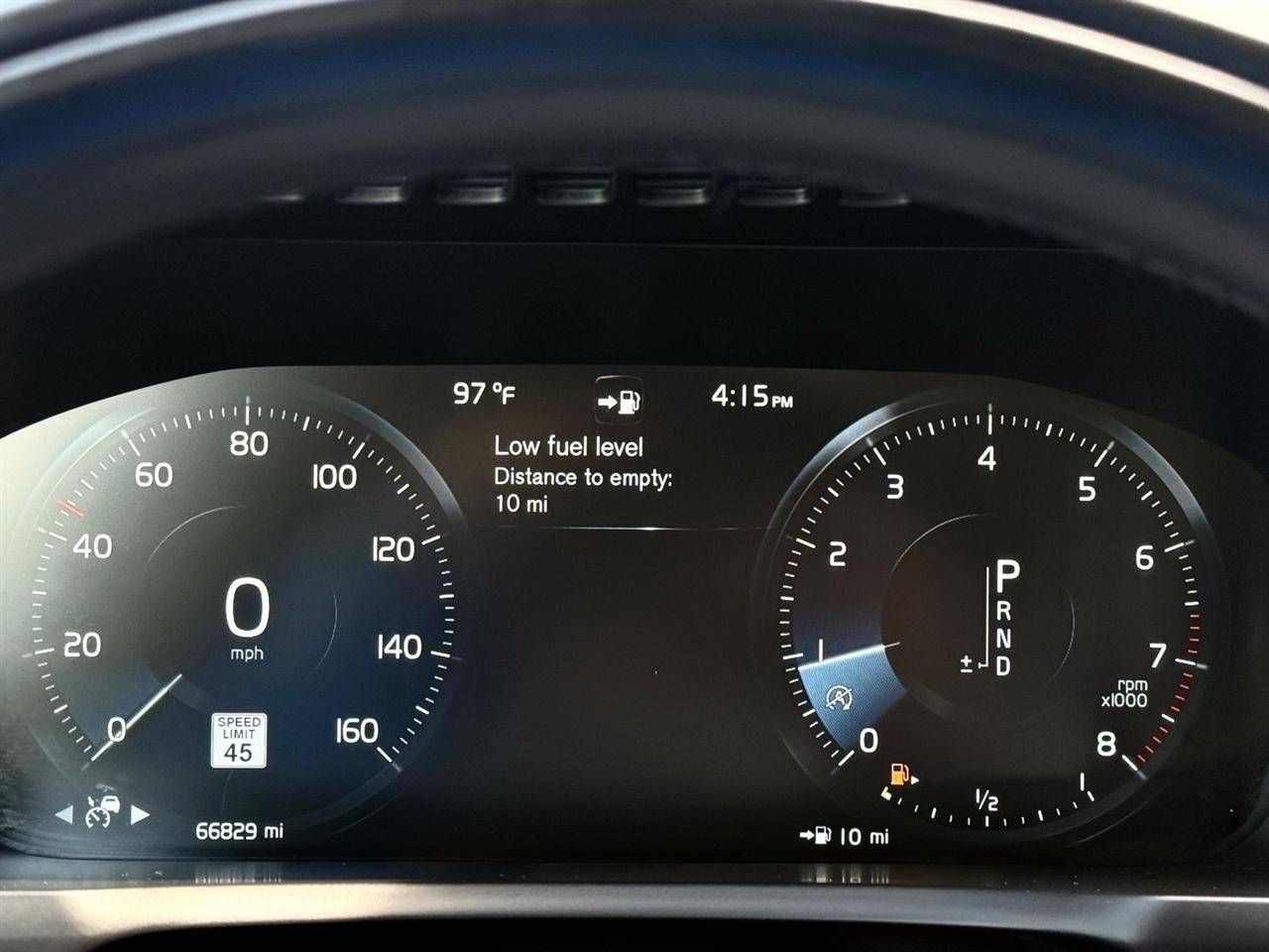 Volvo XC90  2019