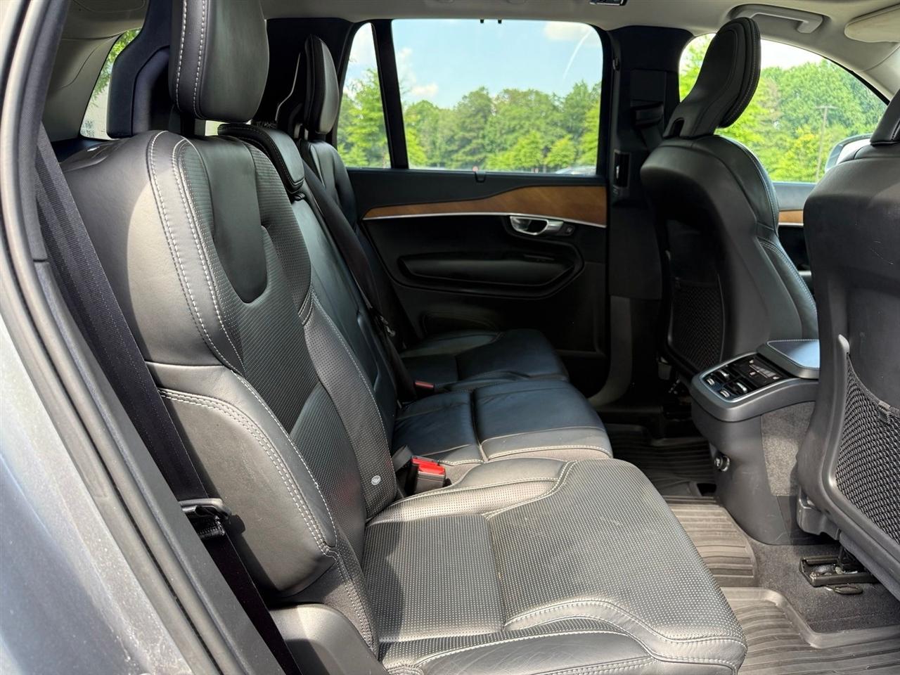 Volvo XC90  2019