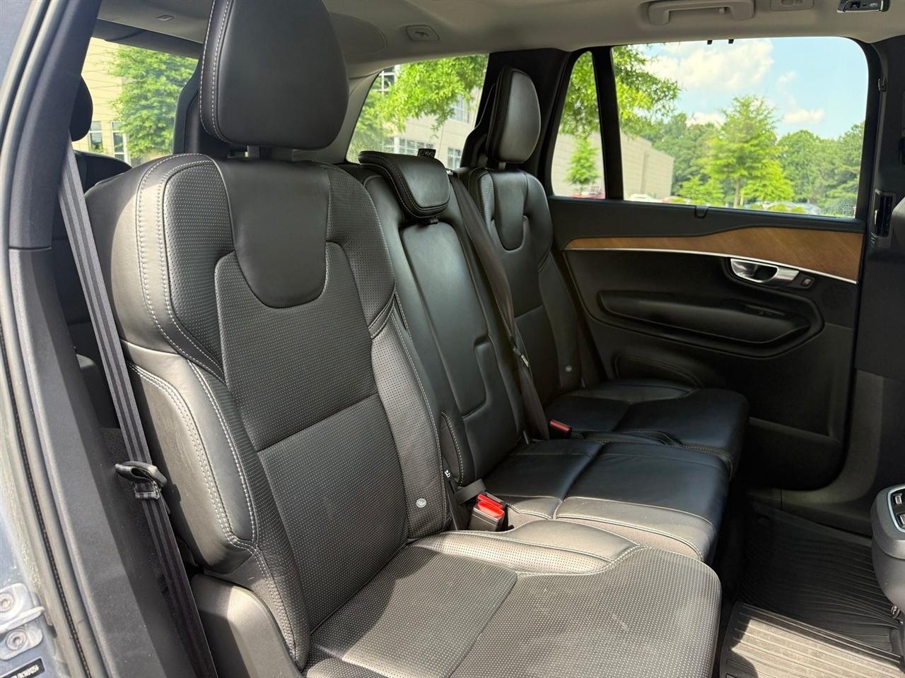 Volvo XC90  2019